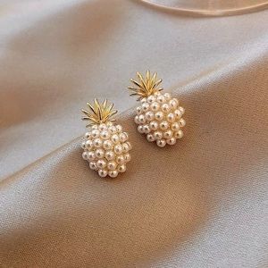 💰2/$12💰NEW•Faux Seed Pearl Pineapple earrings